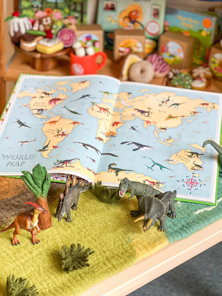 The Ultmiate Dinosaur World Set