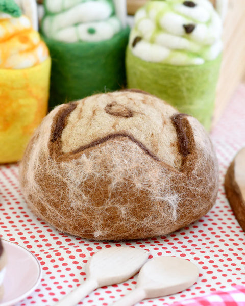 Felt Sourdough Bread (羊毛氈酸種麵包)
