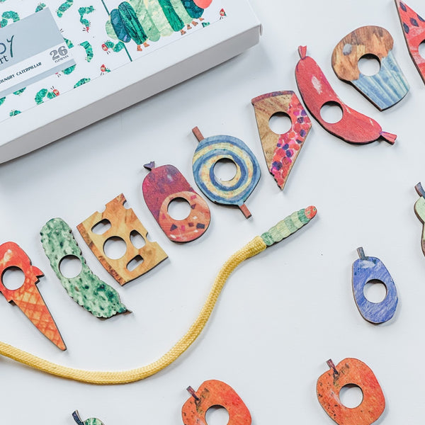 The Very Hungry Caterpillar Lacing Toy 好餓的毛毛蟲穿線木製玩具