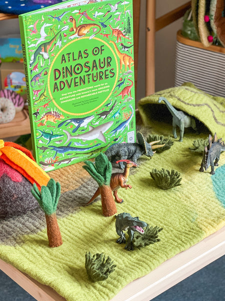 Large Dinosaur Land with Volcano Play Mat Playscape 恐龍火山場景遊戲墊 (大)