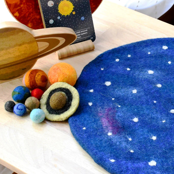 Solar System Outer Space Play Mat with Felt Planets 太空場景遊戲墊及星球套裝