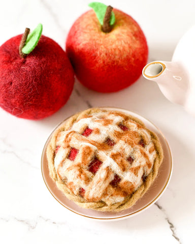 Felt Lattice Apple Pie (羊毛氈蘋果餡餅）