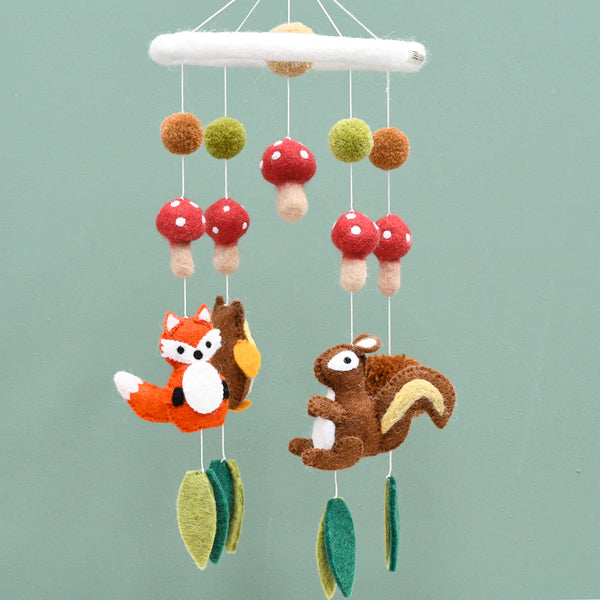 Nursery Cot Mobile - Woodland Animals  森林動物嬰兒床吊飾