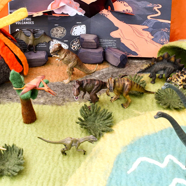 Large Dinosaur Land with Volcano Play Mat Playscape 恐龍火山場景遊戲墊 （大）